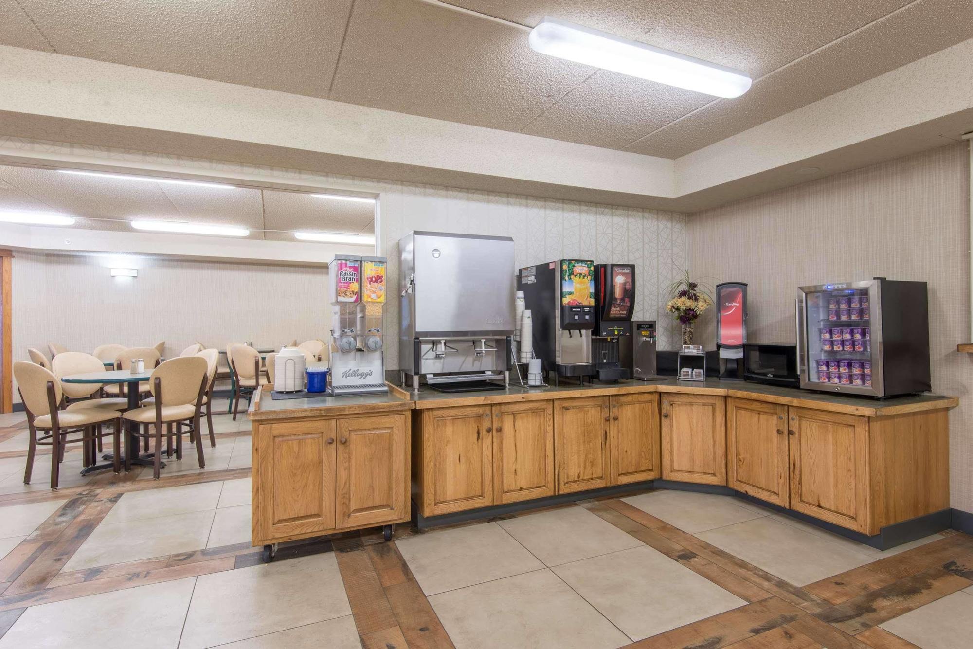 Days Inn & Suites By Wyndham Bozeman Esterno foto